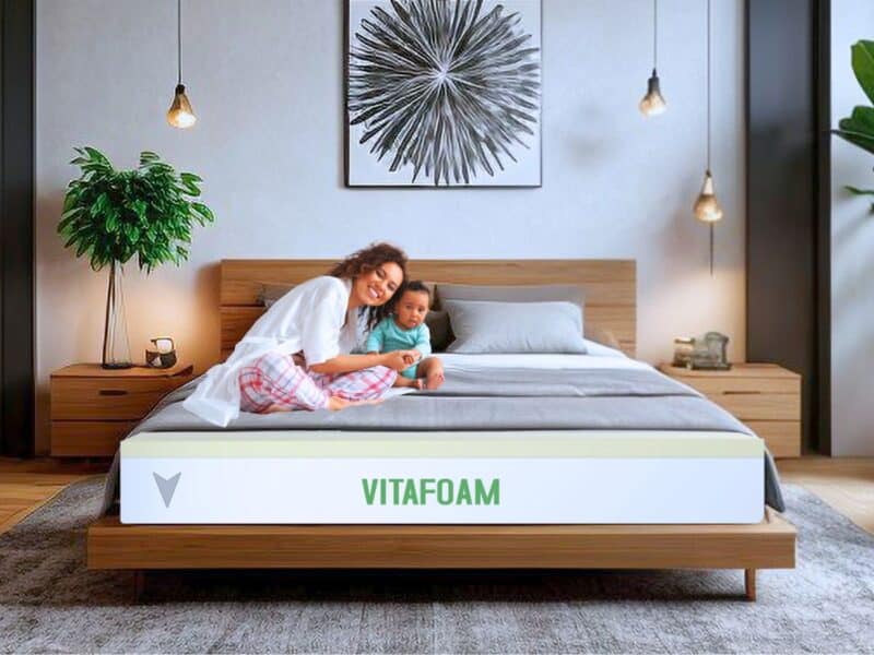 Matelas Vitafoam base bois chambre scandinave déco minimaliste confort sommeil profond Madagascar